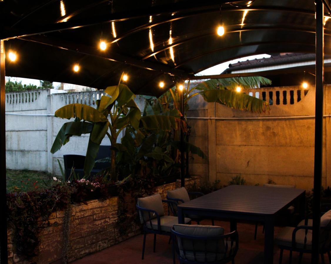 Cozy Cottage - Free Parking, Self Check-In Oradea Exterior foto
